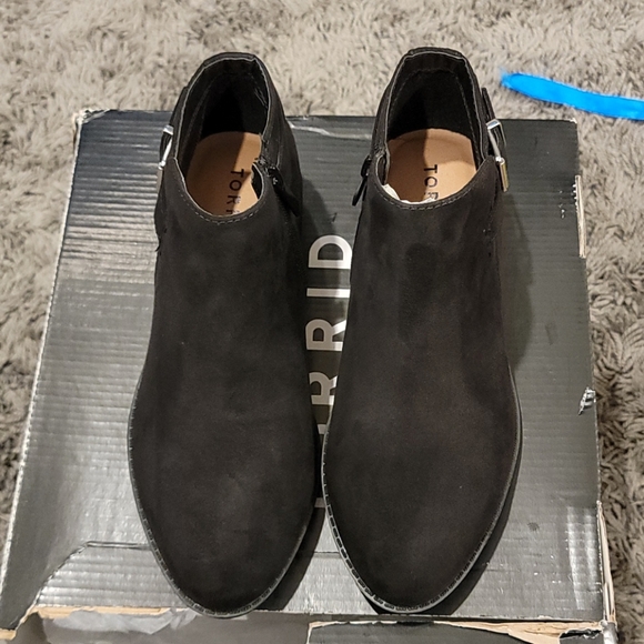 BLACK FAUX SUEDE BUCKLE ANKLE BOOT (WW) - Picture 6 of 10